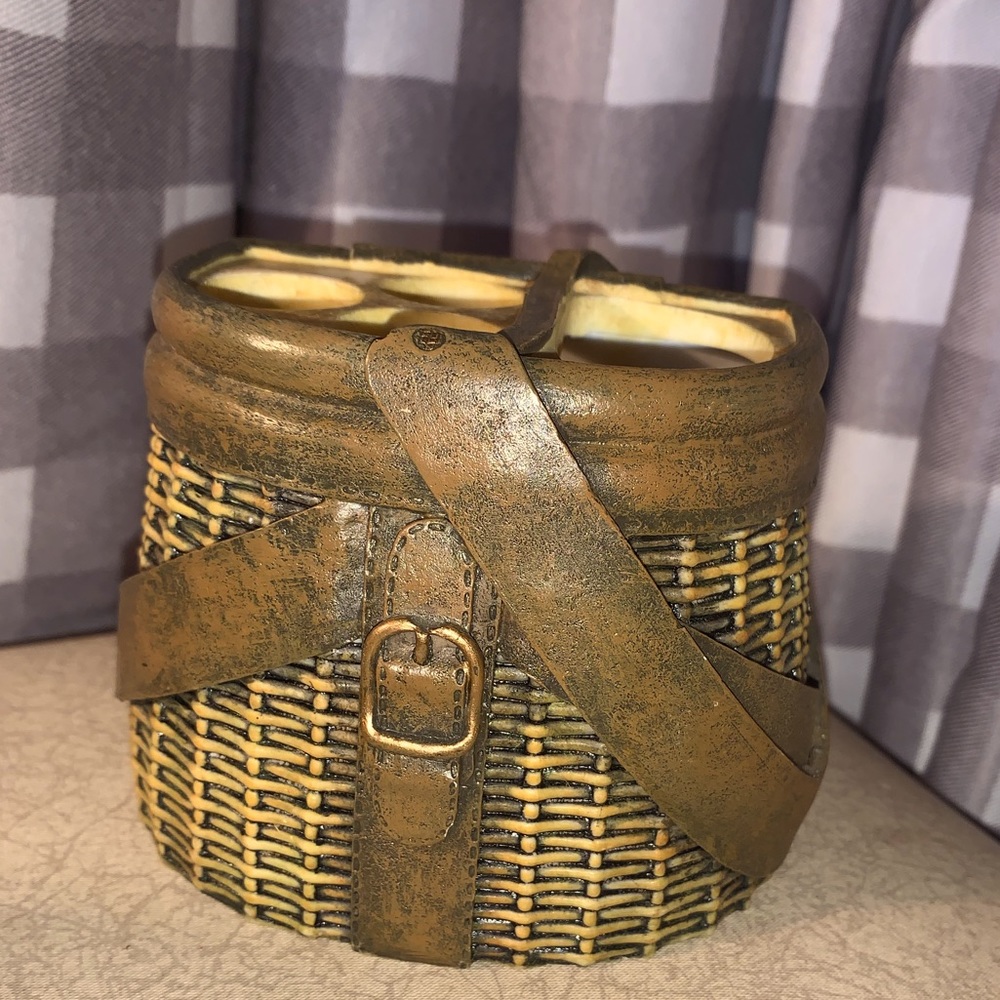 Fishing Toothbrush Holder